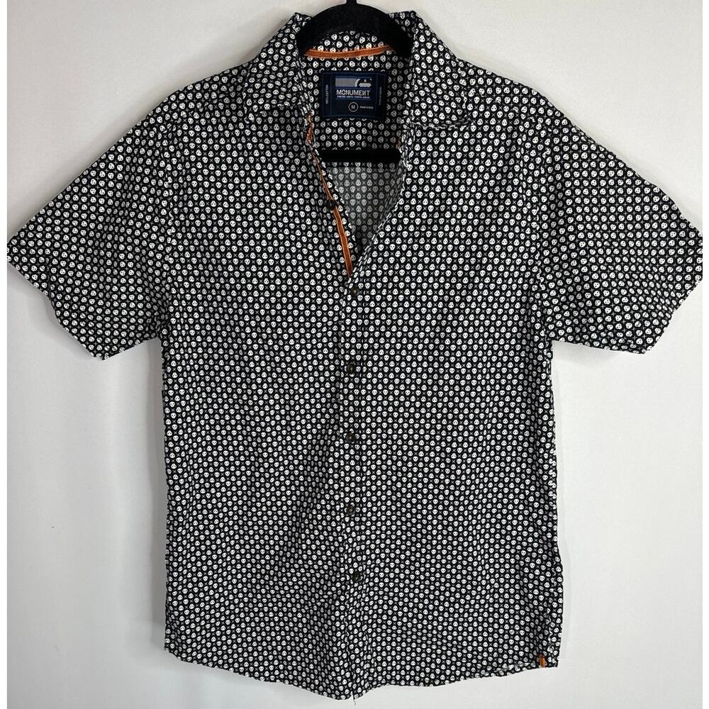 Monument Men's Halloween Skulls Cotton Button Down Shirt‎ MEDIUM NWOT
